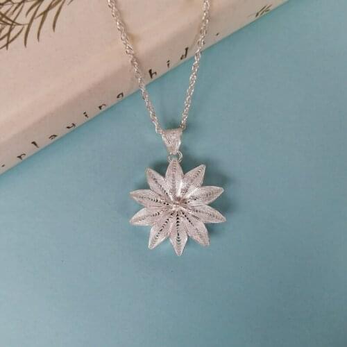 Retro Flower 999 Sterling Silver Pendant Necklace Women Luxury Jewelry Female Ethnic Handmade Necklaces Pendants Fine Jewellery