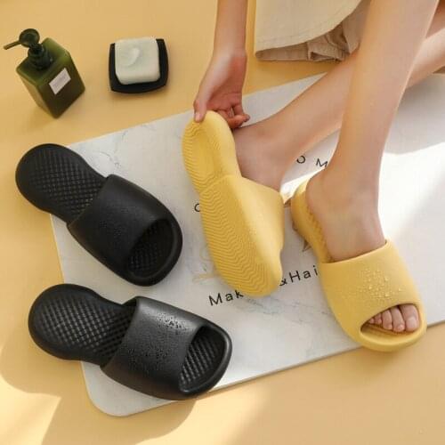 Wholesale Summer EVA Soft Bottom Slippers Men Indoor Bathroom Non-Slip Sandals Couple Casual Slides Womens Bathe Flip Flops Hot