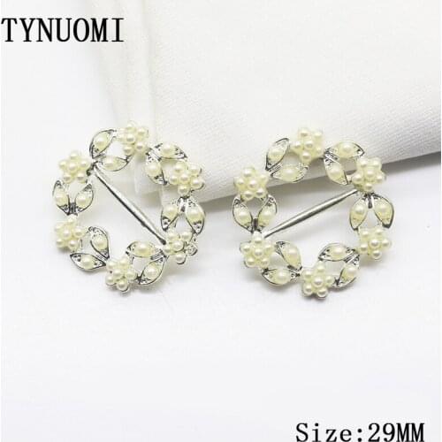 TYNUOMI Hot 10pcs/lot29MM Round Pearl Pole Buckle Sewing Clothing Accessories DIY Hotel Invitation Jewelry Decoration