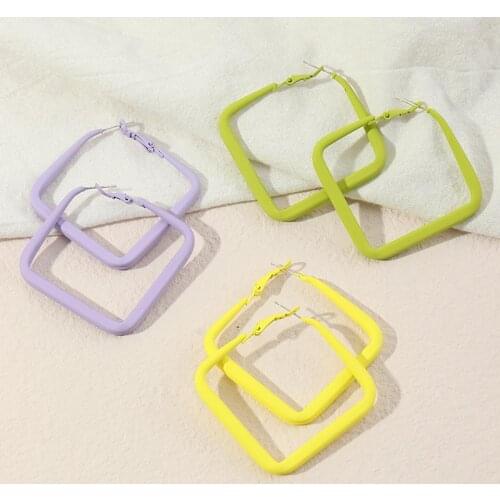 Big Circle Womens Pendant Earrings Color Round Personality Big Circle Earrings Womens Beach Play Jewelry Earrings 2021 Trend