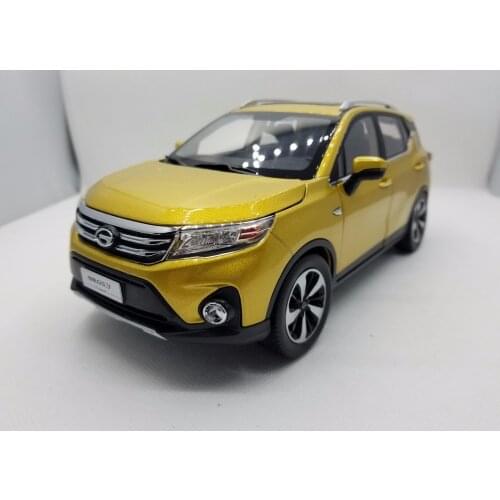 1:18 Diecast Model for GAC Trumpchi GS3 2017 Gold SUV Alloy Toy Car Miniature Collection Gifts China Brand