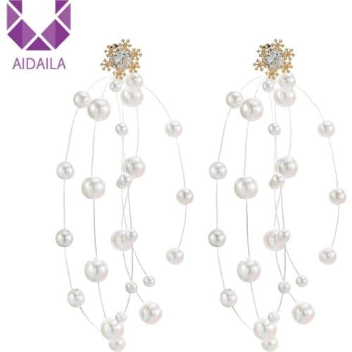 Women Tassel Pearl Dangle Earrings Snowflake Shape Light Wedding Earrings New Fashion Design High Quality Graceful Drop Earrings