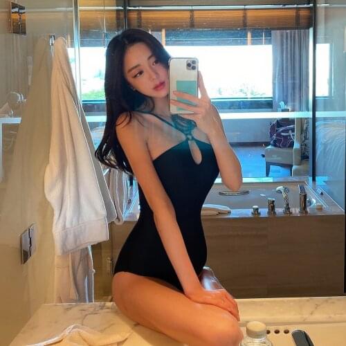 2021 New Sexy One Piece Swimsuit Women Solid Swimwear Open Back Monokini Cut Out Swim Suit Korea Bathing Suit Push Up Pad