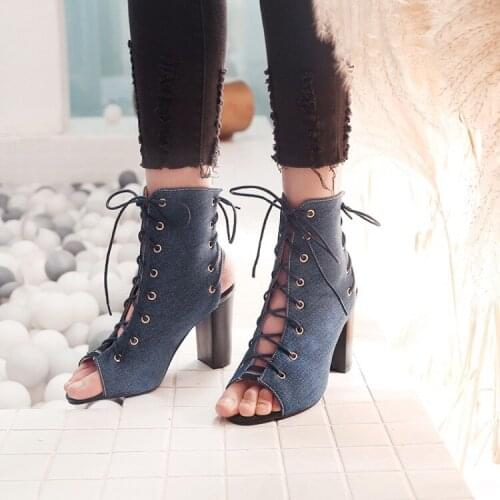 Oversized ladies high heels women shoes woman pumps Strapon fishmouth shoes with thick heels