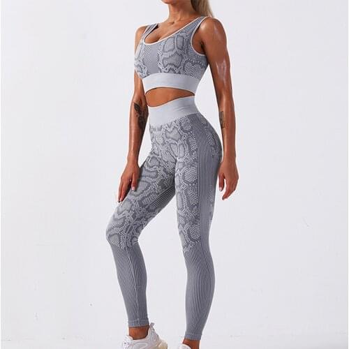 Seamless Yoga Set 2 Piece Sportswear Women Gym Workout Clothes High Waist Sport Legging And Fitness Bra Running Athletic Wear