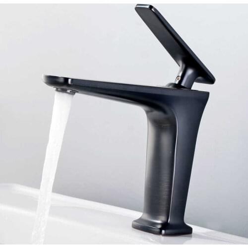 Tap can from the sink of the black toilet cold water and hot faucet mixer single sink hole bathroom faucets