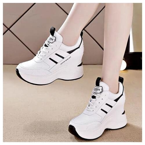 White Shoes for Women 2021spring New Popular Platform Travel Sneakers Womens Casual Height Increasing Insole Womens Shoes