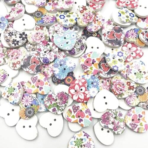 20/ 50/100Pcs White Heart Print Flowers Wood Buttons Clothing Sewing Tool 17mm WB736