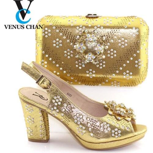 2020 Gold color newest Italian shoes with matching bags leather comfortable pumps wholesales good price for sandals shoes