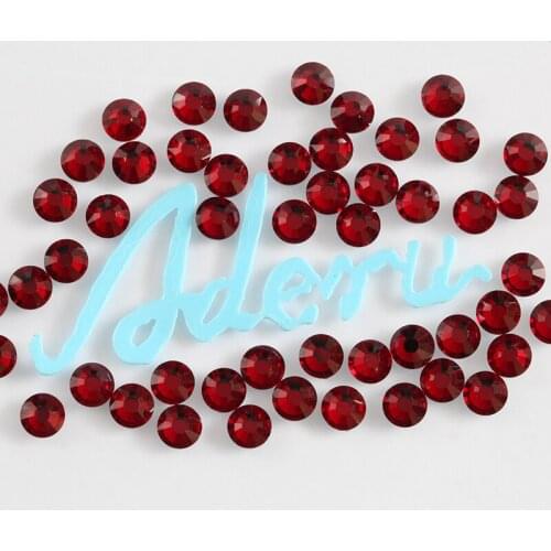 Aderu siam 713 super shiny lead free crystal hot fix rhinestone for nail art ornament garment shoe hat scarf car decoration