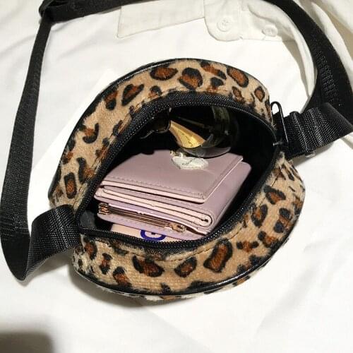 Womens Casual Short Plush Small Pouch Party Leopard Circular Crossbody Bags Korean Decoration Casual Mini Packing Shoulder Bags