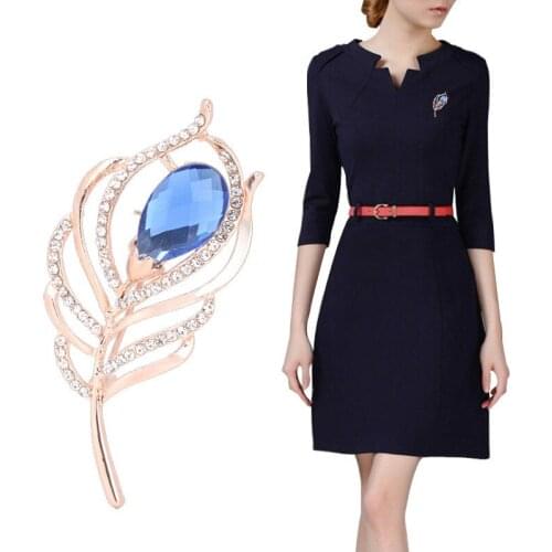 Crystal Peacock Feathers Brooch Boho Enamel Pins Deep Blue Brooches Wedding Accessories 2019 New Arrival