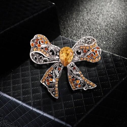 Crystal Alloy Brooch For Women Bowknot Rhinestone Lapel Pin Scarf Buckle Weddign Party Jewelry Brooches