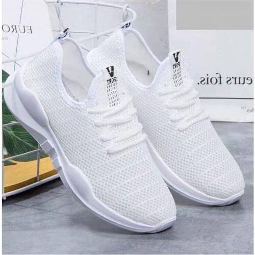 2019 Hot Sale Women Tennis Shoes Chunky Height Increasing Thick Bottom Sneakers Gym Female Sport Walking Trainers Tenis Feminino