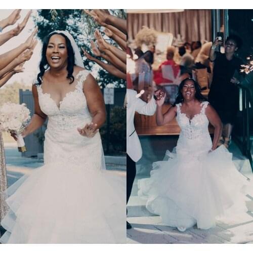 Mermaid Wedding Dresses Sheer Neck Corset Back Tiered Sweep Train Appliques Beads African Garden Country Bridal Gowns Customized