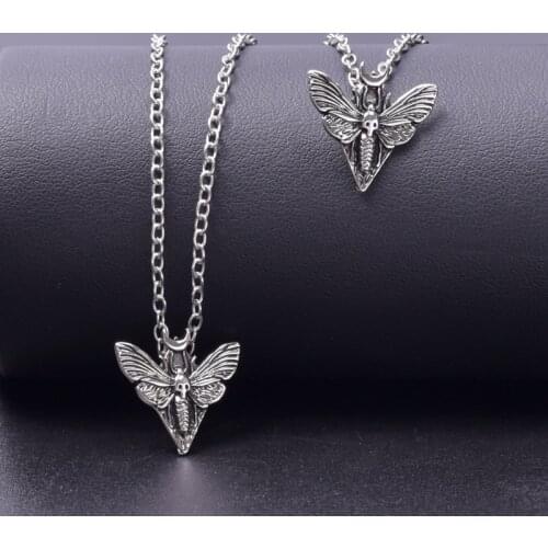 Punk Dead Moth Antiquity Mini Insect Moth Pendant Necklace Vintage Strange Collar Chain For Man Women Chic Jewelry Gift