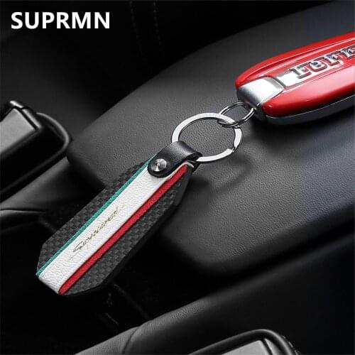 Suitable for Mercedes-Benz, BMW, etc. Alcantara carbon fiber car keychain, leather, personalized high-end customization, simple