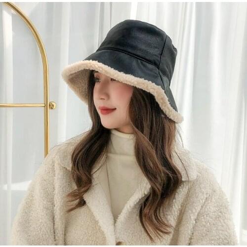 New Winter Raw EdgeBucket Hat Women PU Warm Velvet Solid Bucket Hats Unisex Fashion Panama Fisherman Caps Tourism Present Cap