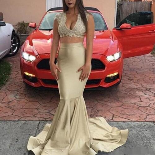 Sexy V Neck Two Pieces Prom Dresses with Applique Long Sweep Mermaid Evening Dress Zipper Back Bride Party Formal Gowns