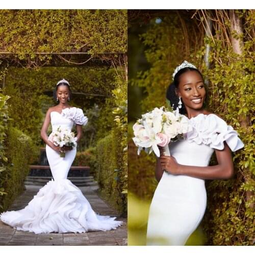 African White Mermaid Wedding Dresses Black Girl Elegant Open Back Plus Size Sweep Train Bridal Gown