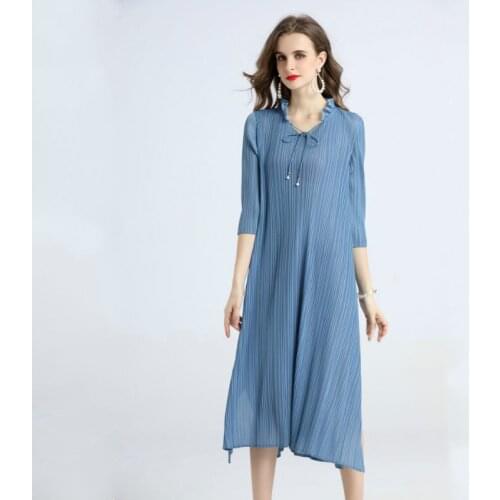 Dresses For Women Plus Size 45-75kg 2020 Autumn New Ruffled V-Neck Three Quarter Sleeves Loose Elastic Miyake Pleated Clothes