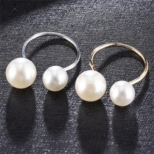 1Pc Creative Personality Metal Napkin Ring the Toast Button Ring Napkin Western Buckle Napkin Ring Pearl Meal