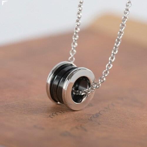 Charity model small red man necklace European and American classic hot black ceramic female models clavicle chain cnc craft