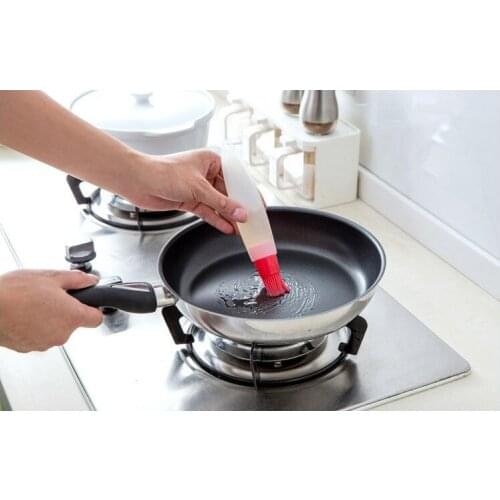 1PC Silicone Baking Brushs Liquid Oil Pen Cake Butter Bread Pastry Brush Baking Tool BBQ Utensil Safety Basting Brush LB 019