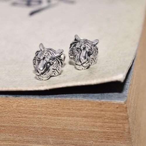 Hot-Selling Personality Silver-Plated Gothic Horned Demon Baby Earrings Demon Prajna Skull Earrings Men and Women Punk Jewelry