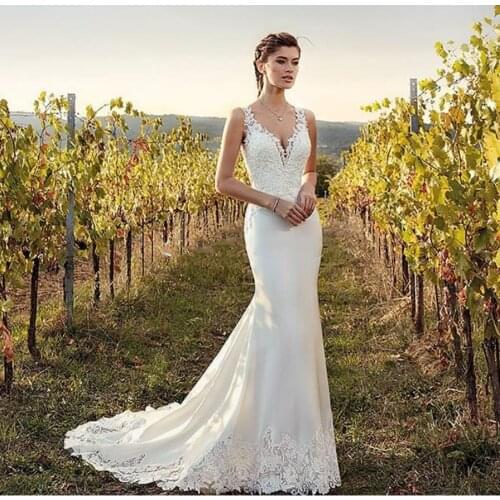 Boho Wedding Dress Mermaid 2019 Appliques Lace Chiffon Buttons V-Neck Custom Made Bohemian Wedding Gowns Bride Dresses