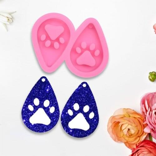 1 Pc Dog Paw Keychain Epoxy Resin Mold Key Chain Earrings Pendants Silicone Mould DIY Crafts Jewelry Decorations Casting Tools