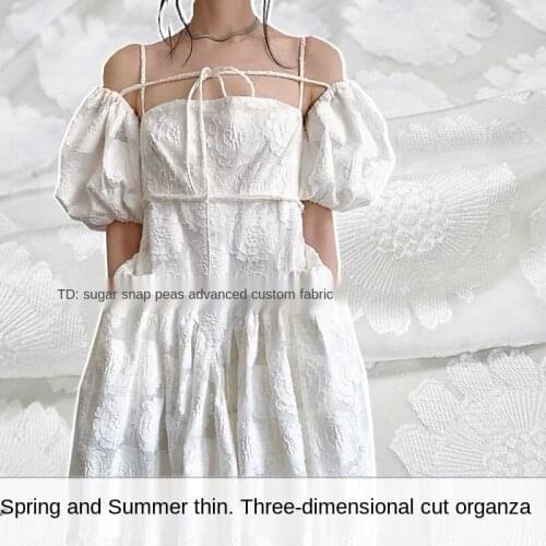 Spring and summer thin three-dimensional cut jacquard organza fabric, sewing fabric factory shop is not out of stock