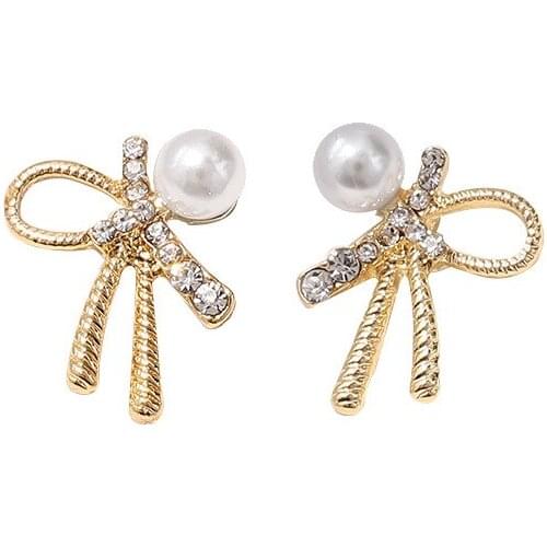 Punk Girl Earrings 2020 Fashion New Earrings Temperament Wild Bow Pearl Crystal Earrings Wholesale Womens Hypoallergenic