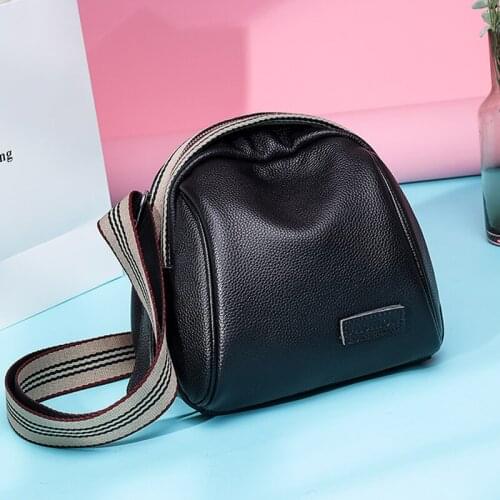 2021 Ladies Retro Leather Messenger Bags Wide Shoulder Strap Female Packet Designer Casual Simple High-Quality Shoulder Bag