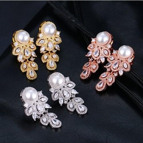 European Fashion Temperament Pearl Flower Zircon Earrings Women Elegant All-match Eardrop Jewelry