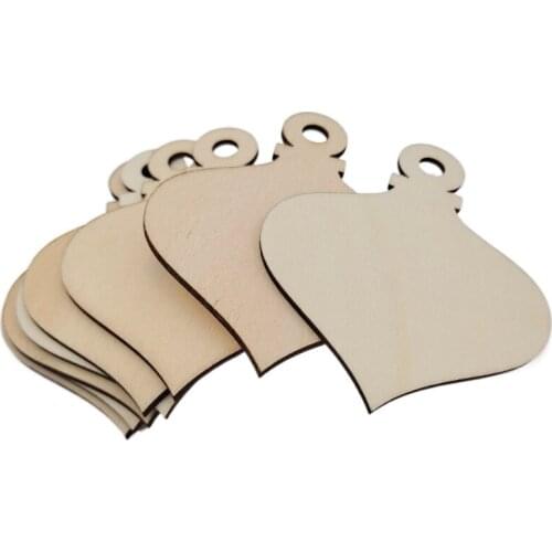10pcs Unfinished Wooden Love Hearts Slices Blank Name Tags with Hole and Rope for Wedding Party Christmas DIY Projects
