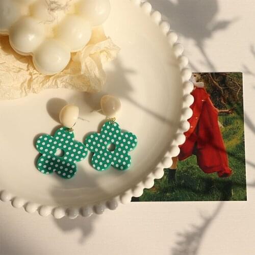 Cute earrings Korean style silver needle fashion big flower earrings retro pastoral style girl original design womens jewelry