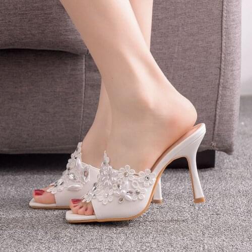 Women Slides 2021 Luxury Summer Shoes Cute Open Toe Slippers Women Outside Sandals For White Wedding Shoes High Heels H0135