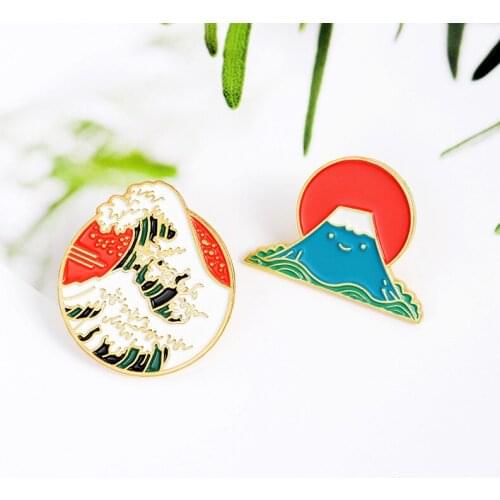 Japanese Style Ocean Waves Mount Fuji Exquisite Enamel Drip Oil Brooch Badge Shirt Lapel Gender Pin Fashion Cartoon Accessories