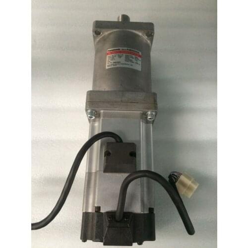 MQMS042A2Z with reducer 1: 20 servo motor, used one , 90% appearance new , test goods , free shipping