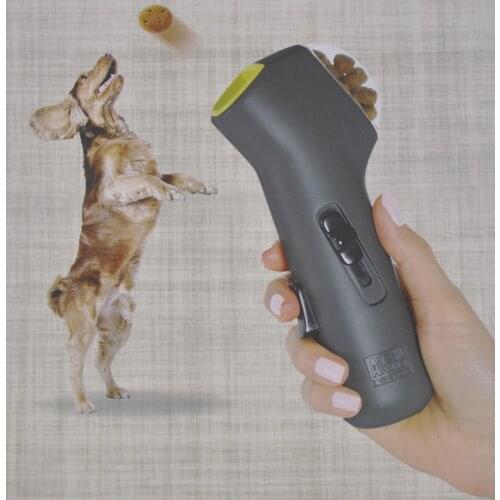 Pet dog feeder catapult dispenser dog training snack launcher dog cake gun training dog toy pet dog toy feeder