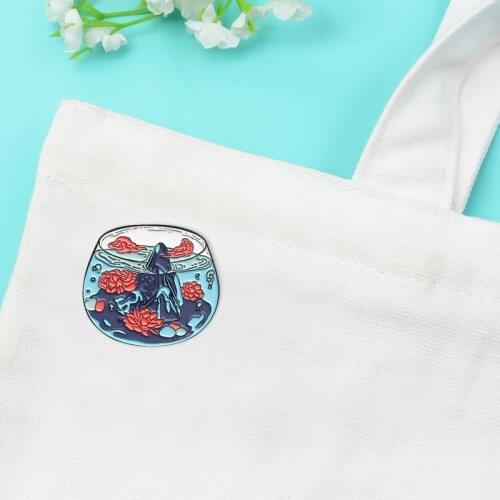 Fish tank full of water Enamel Brooches Rockery lotus auspicious cloud Lapel Pins Creative Badge Gifts for friends