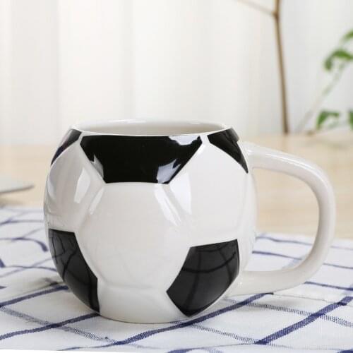 400ML Soccer Coffee Mug Ceramic Soccer Ball Cup for Water Milk Coffee Football Mug Tea Cup Gift for Friend Fans Players