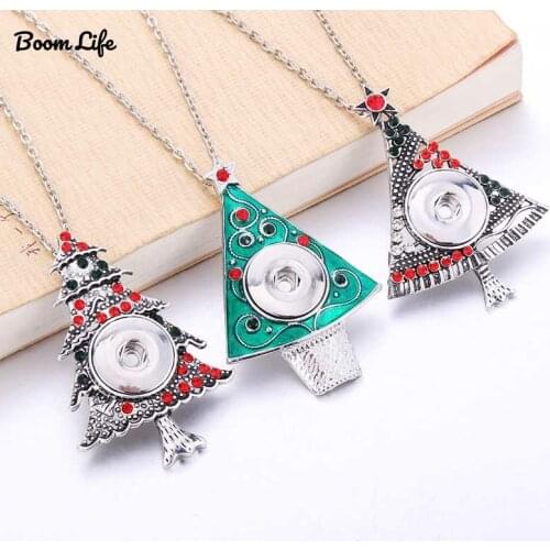 Boom Life Chains