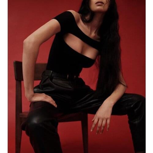 Hollow 10.8 out Sexy Fashion Knitted Off Shoulder Bodysuits Solid Color High end Quality Women Jumpsuit 2 Colors