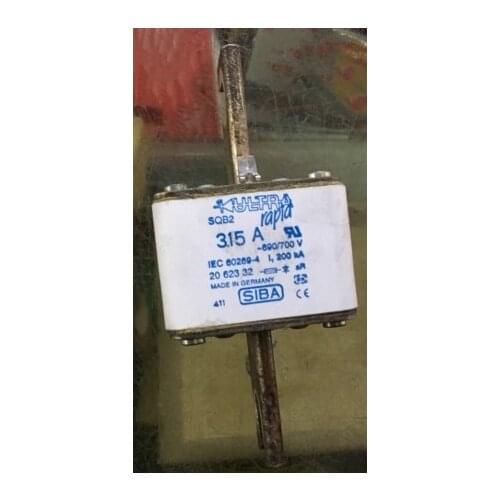 Fuses: SQB2 315A 690/700V 200KA 2062332 / SQB2 400A 690/700V 2062332 / SQB2 500A 690/700V 2062332 aR