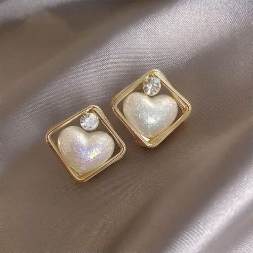 Premium Texture Heart-shaped Simulated-pearl Stud Earrings Mosaic Semi-precious Stones Prismatic Metal Design Sense Earrings