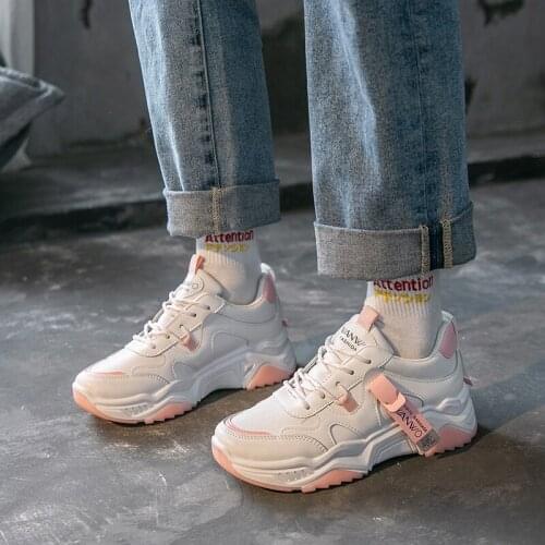 2020 Newest Walking Shoes for Female Students Womens Casual Shoes Fashion Girls Comfortable Sneakers Outdoor Sports Shoes