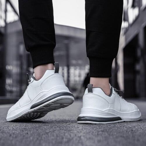 Trainers casuales informales mens Fashionable black breathable para white Sneakers mens 2020 Male on sport zapatos comfortable