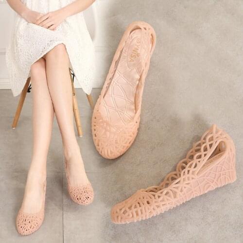 2021 new summer Baotou thick-soled ladies sandals wedges plastic jelly shoes hollow shoes